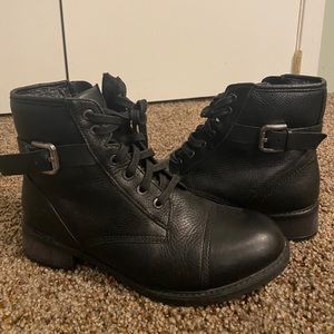 Clarks Leather Sherpa Lined Waterproof Boots